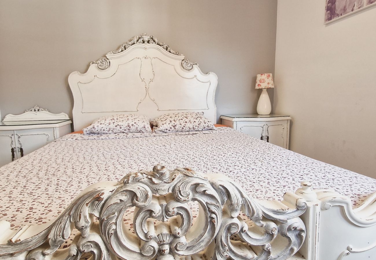 Apartamento en Lloret de Mar - Vivalidays Rosalia - LLoret de Mar - Costa Apartamento en Lloret de Mar - Vivalidays Rosalia - LLoret de Mar - Costa