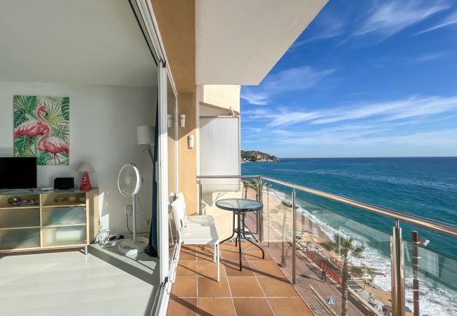 Apartamento en Lloret de Mar - Vivalidays Garbi - LLoret de Mar centro