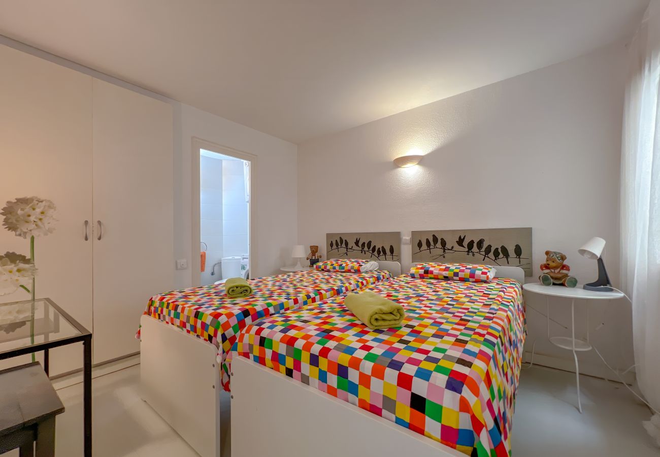 Apartamento en Lloret de Mar - Vivalidays Garbi - LLoret de Mar centro Apartamento en Lloret de Mar - Vivalidays Garbi - LLoret de Mar centro