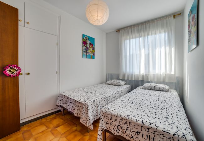 Casa en Palafolls - Vivalidays Villa Genis