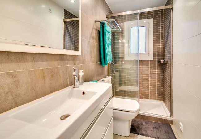 Apartamento en Blanes - Vivalidays Es Blau -Blanes- Costa Brava Apartamento en Blanes - Vivalidays Es Blau -Blanes- Costa Brava
