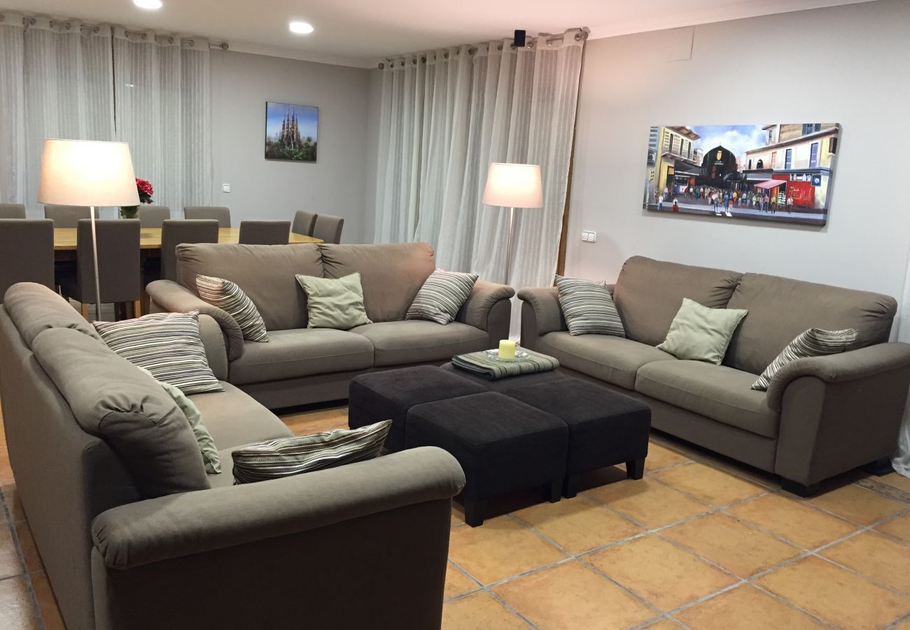 Villa en Tordera - Vivalidays Villa Kiros Villa en Tordera - Vivalidays Villa Kiros