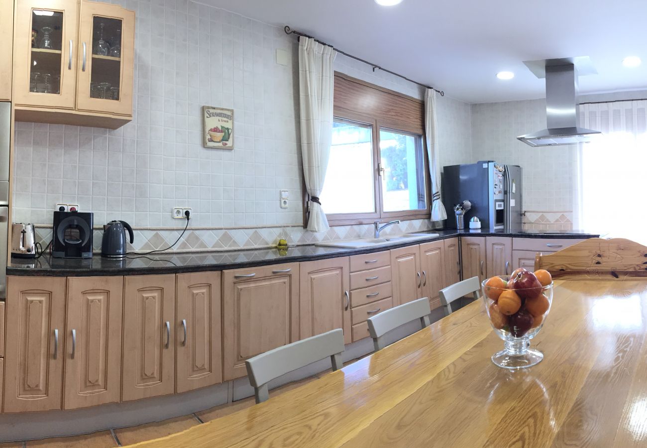 Villa en Tordera - Vivalidays Villa Kiros Villa en Tordera - Vivalidays Villa Kiros