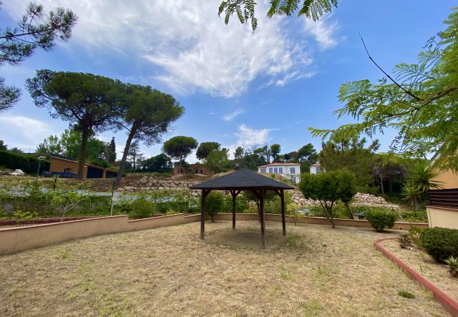 Casa en Lloret de Mar - Vivalidays Casa Isabel - Fenals - LLoret de Mar