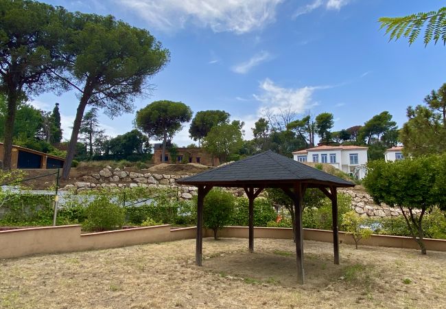 Casa en Lloret de Mar - Vivalidays Casa Isabel - Fenals - LLoret de Mar