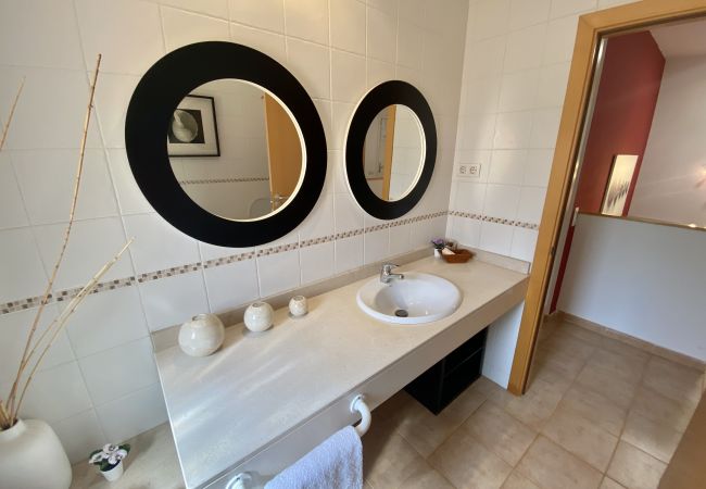 Casa en Lloret de Mar - Vivalidays Casa Isabel - Fenals - LLoret de Mar
