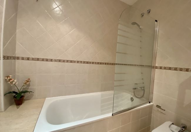Casa en Lloret de Mar - Vivalidays Casa Isabel - Fenals - LLoret de Mar