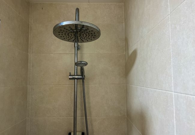 Apartamento en Calella - Vivalidays Albert - Calella