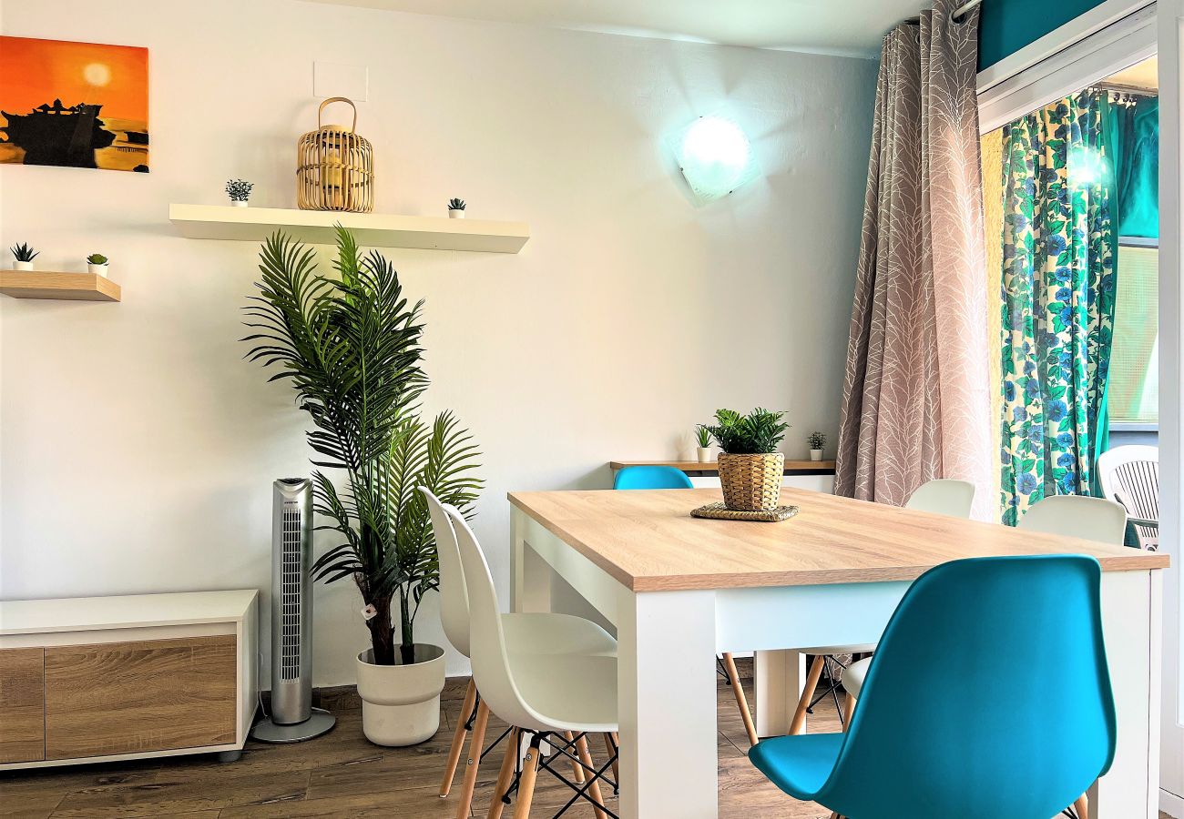 Apartamento en Lloret de Mar - Vivalidays Kaylo - Fenals - LLoret de Mar Apartamento en Lloret de Mar - Vivalidays Kaylo - Fenals - LLoret de Mar
