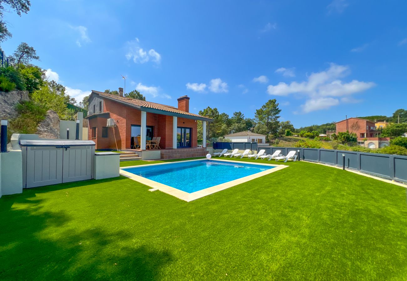 Villa en maçanet de la selva - Vivalidays Dali - Costa Brava