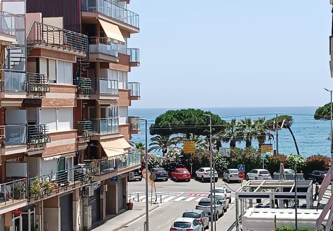 Apartamento en Pineda de Mar - Vivalidays Margarita - Pineda de Mar