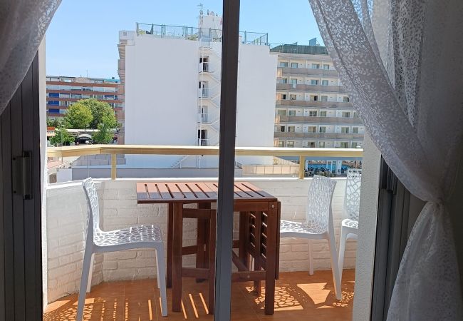 Apartamento en Lloret de Mar - Vivalidays Jocelyne - Fenals - LLoret de Mar Apartamento en Lloret de Mar - Vivalidays Jocelyne - Fenals - LLoret de Mar