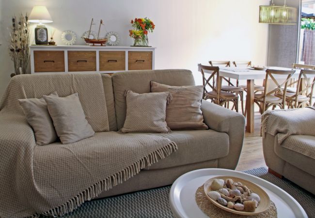 Casa adossada en Palafolls - Vivalidays Casa Pinell - Palafolls - Temporal Casa adossada en Palafolls - Vivalidays Casa Pinell - Palafolls - Temporal