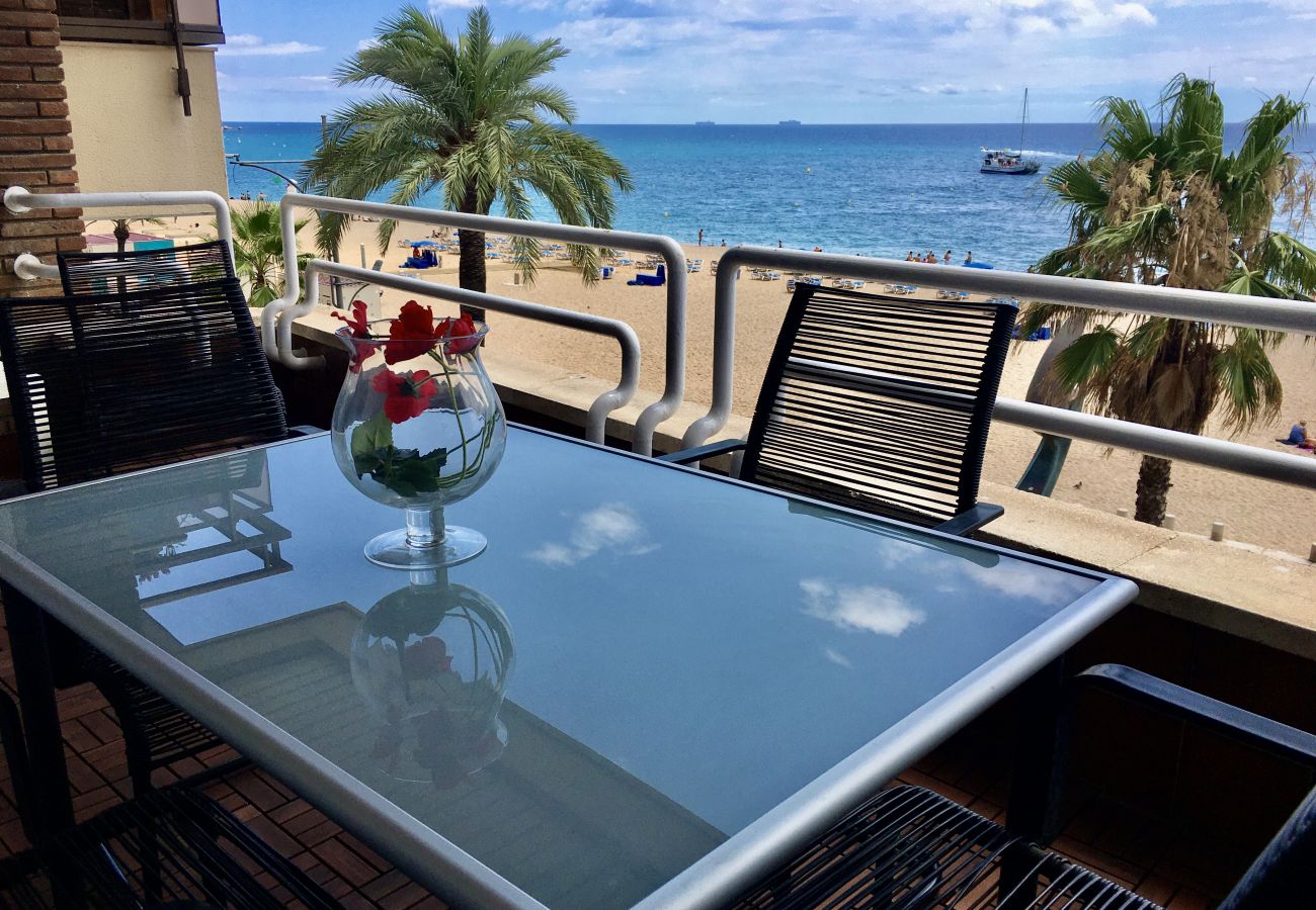 Apartament en Lloret de Mar - Vivalidays Rosalia - LLoret de Mar - Costa Apartament en Lloret de Mar - Vivalidays Rosalia - LLoret de Mar - Costa