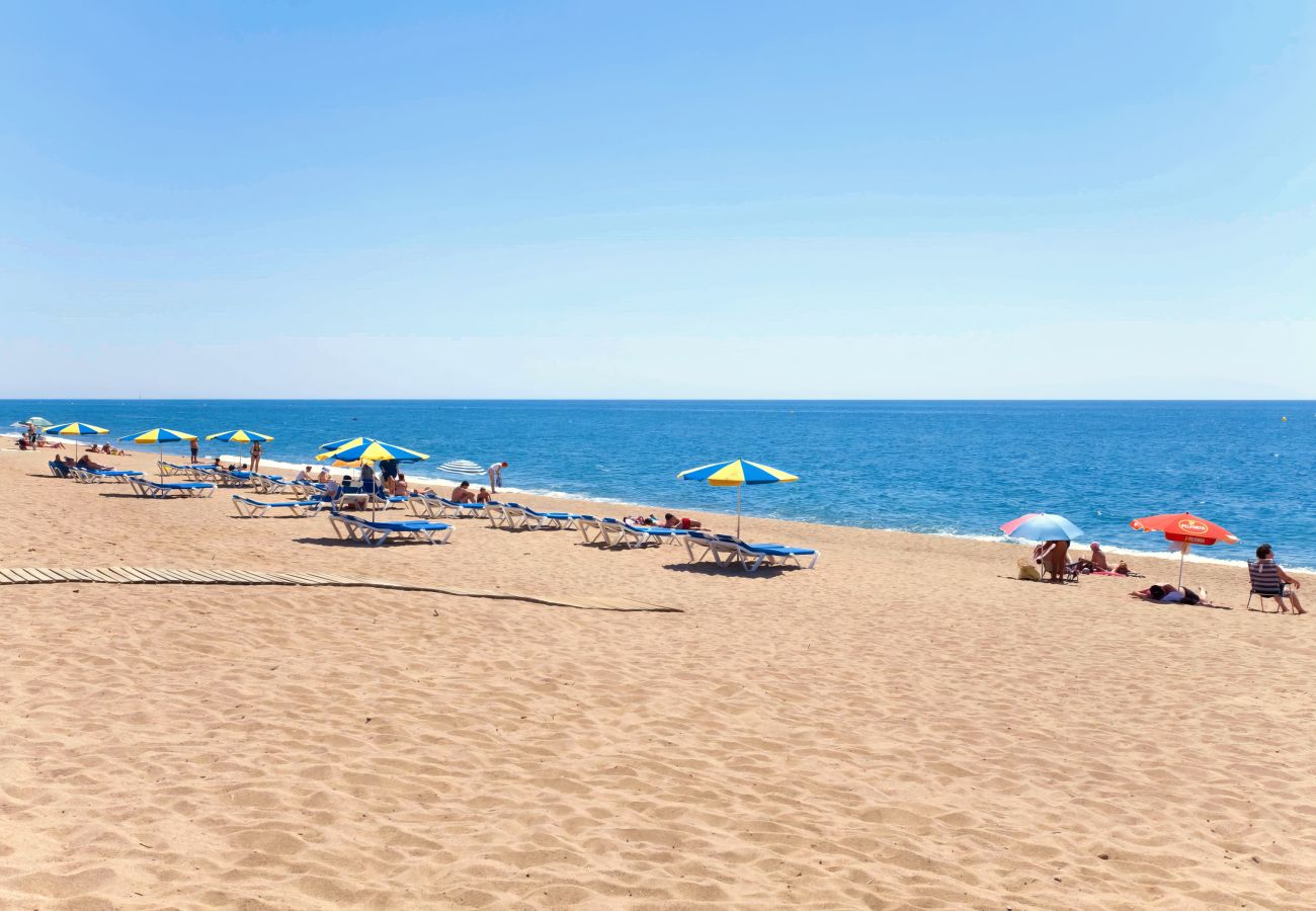 Apartament en Calella - Vivalidays Yolanda - Calella Apartament en Calella - Vivalidays Yolanda - Calella