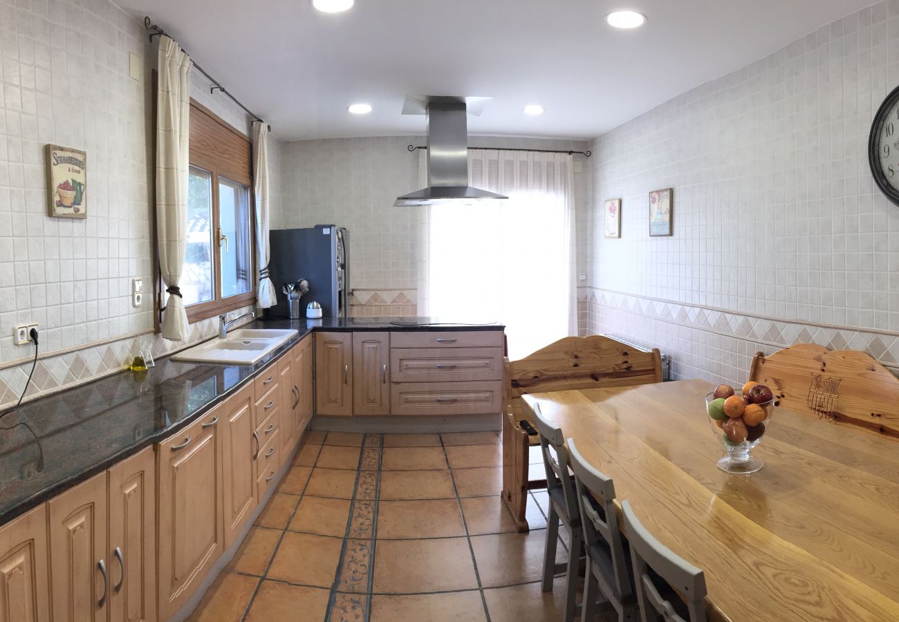 Vil.la en Tordera - Vivalidays Villa Kiros Vil.la en Tordera - Vivalidays Villa Kiros