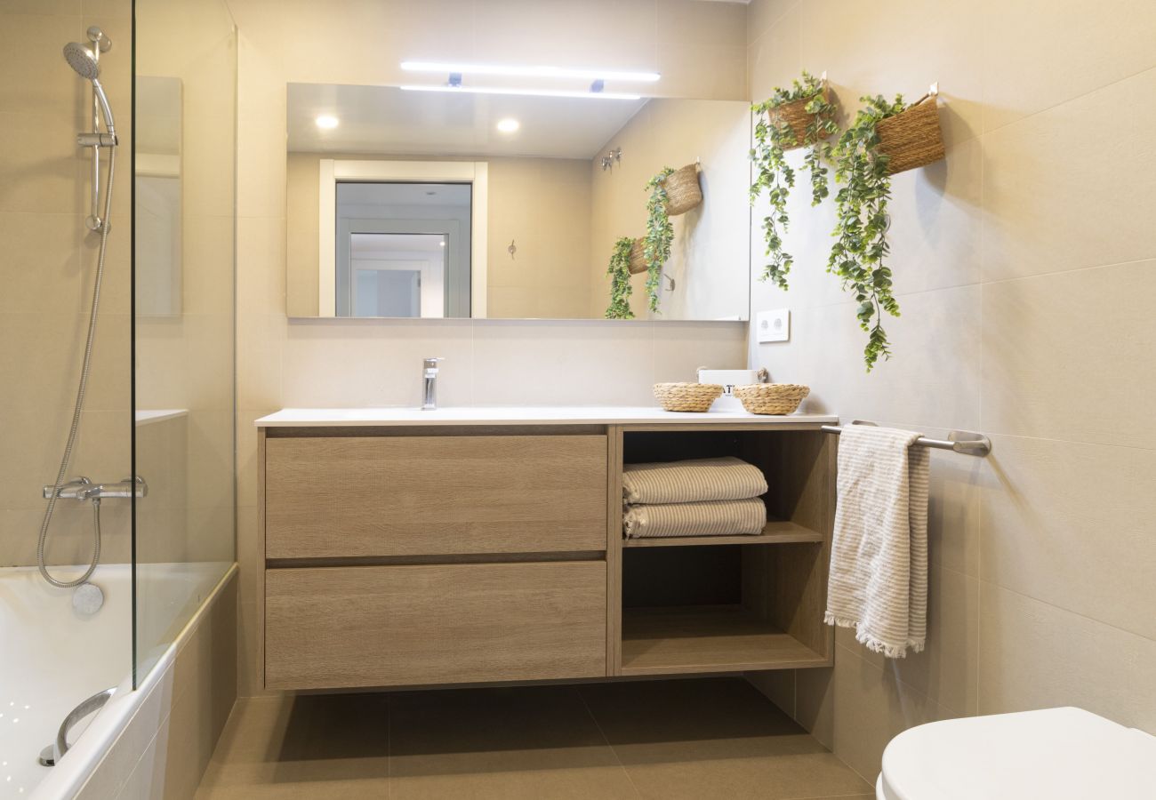 Apartament en Calella - Vivalidays Apartour  - Calella Apartament en Calella - Vivalidays Apartour  - Calella