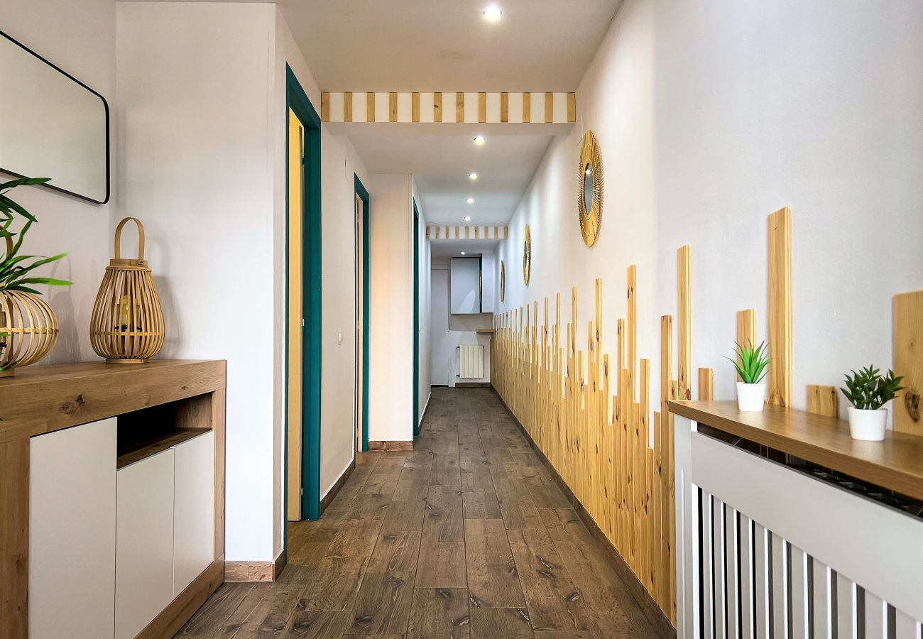 Apartament en Lloret de Mar - Vivalidays Kaylo - Fenals - LLoret de Mar Apartament en Lloret de Mar - Vivalidays Kaylo - Fenals - LLoret de Mar