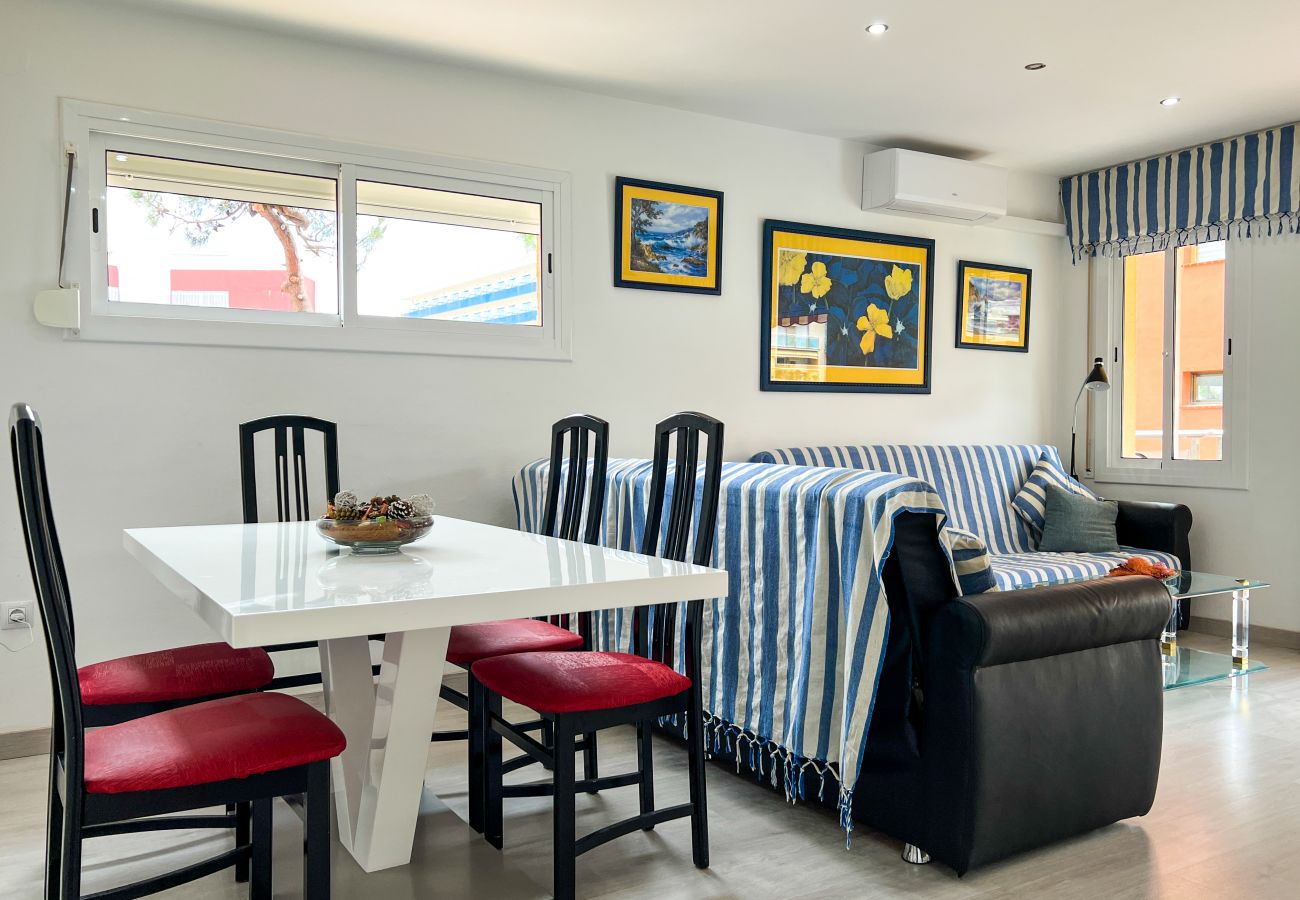 Apartament en Santa Susana - Vivalidays Lora - Santa Susanna Apartament en Santa Susana - Vivalidays Lora - Santa Susanna