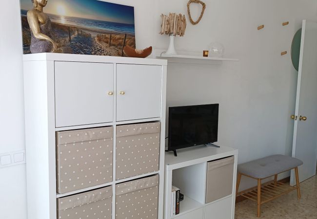 Apartament en Lloret de Mar - Vivalidays Jocelyne - Fenals - LLoret de Mar Apartament en Lloret de Mar - Vivalidays Jocelyne - Fenals - LLoret de Mar