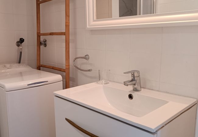 Apartament en Lloret de Mar - Vivalidays Jocelyne - Fenals - LLoret de Mar Apartament en Lloret de Mar - Vivalidays Jocelyne - Fenals - LLoret de Mar