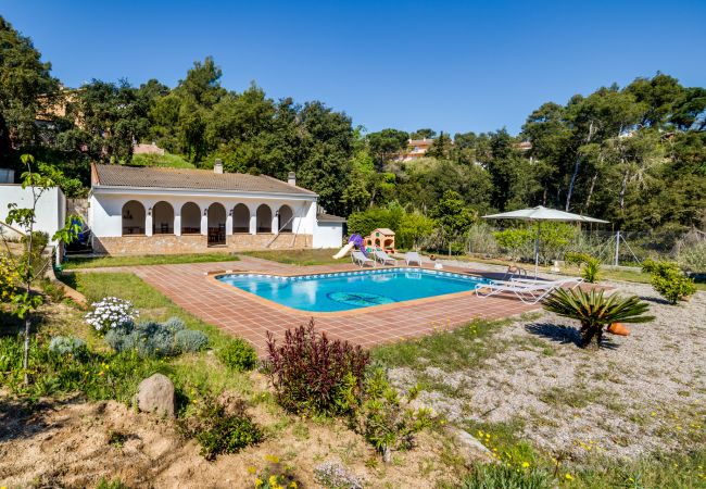 Ferienhaus in Palafolls - Vivalidays Villa Genis Ferienhaus in Palafolls - Vivalidays Villa Genis