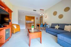 Apartment in Lloret de Mar - Vivalidays Elia - Fenals - Temporal