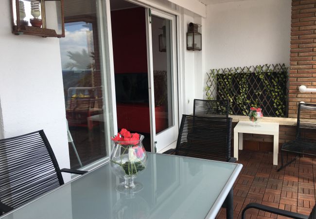 Apartment in Lloret de Mar - Vivalidays Rosalia - LLoret de Mar - Costa Apartment in Lloret de Mar - Vivalidays Rosalia - LLoret de Mar - Costa