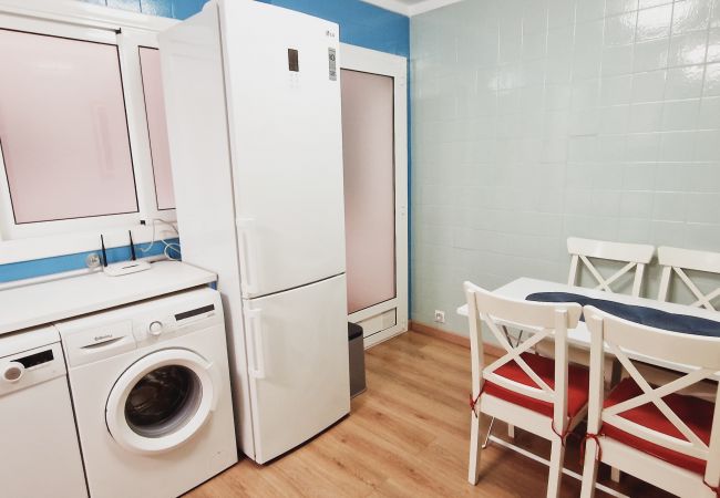 Apartment in Lloret de Mar - Vivalidays Rosalia - LLoret de Mar - Costa Apartment in Lloret de Mar - Vivalidays Rosalia - LLoret de Mar - Costa