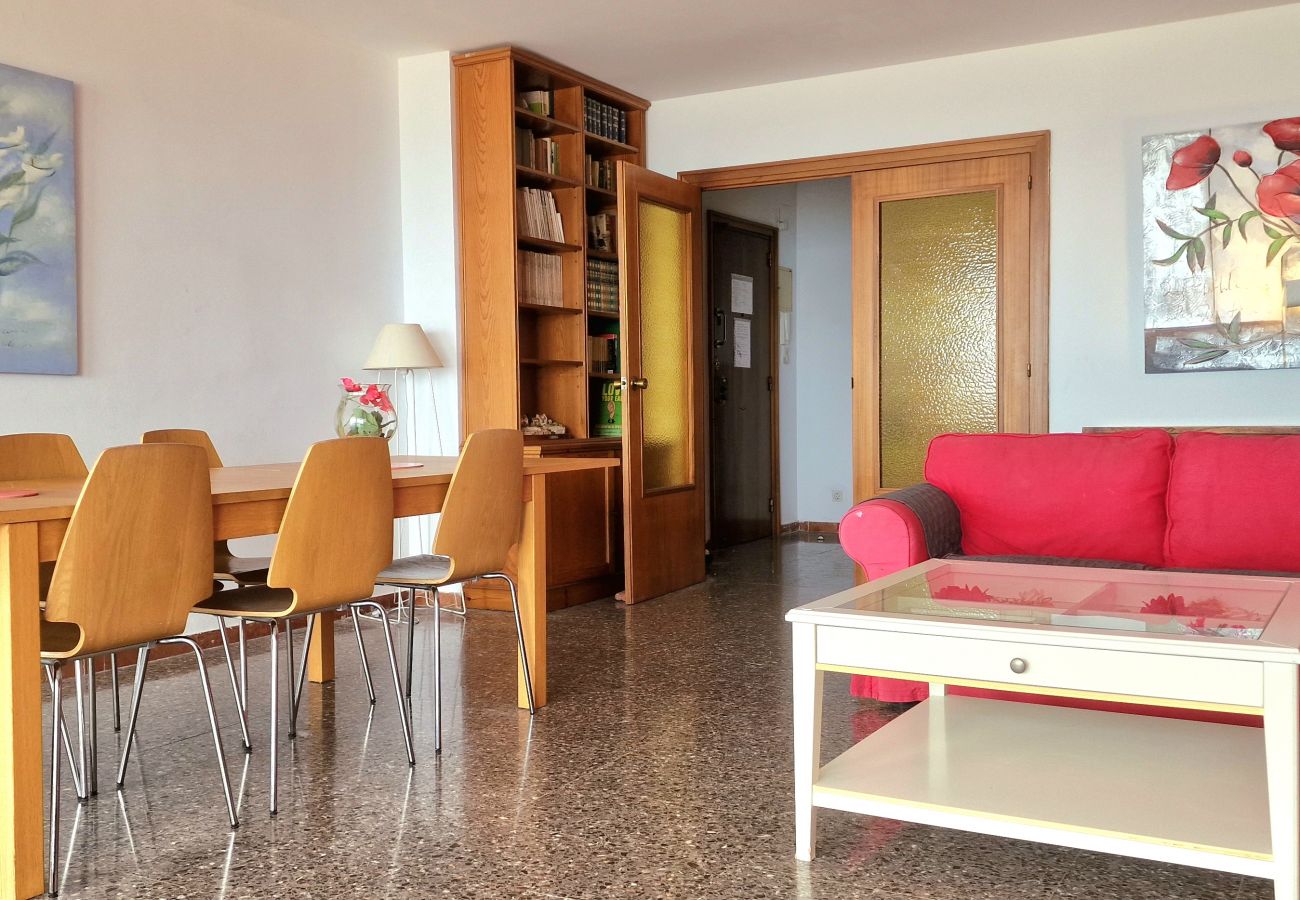 Apartment in Lloret de Mar - Vivalidays Rosalia - LLoret de Mar - Costa Apartment in Lloret de Mar - Vivalidays Rosalia - LLoret de Mar - Costa