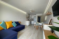 Apartment in Lloret de Mar - Vivalidays Solfanals - Fenals - LLoret de Mar