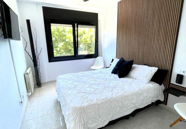 Apartment in Calella - Vivalidays Yolanda - Calella Apartment in Calella - Vivalidays Yolanda - Calella