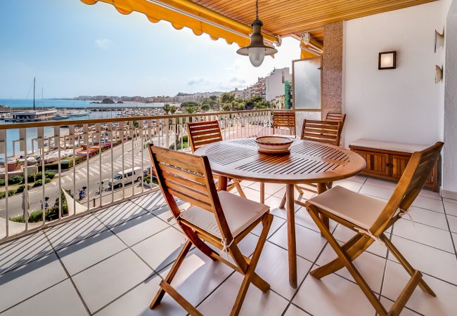 Apartment in Blanes - Vivalidays Es Blau -Blanes- Costa Brava Apartment in Blanes - Vivalidays Es Blau -Blanes- Costa Brava