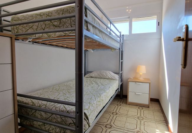 Apartment in Santa Susana - Vivalidays Luis - Santa Susanna Apartment in Santa Susana - Vivalidays Luis - Santa Susanna