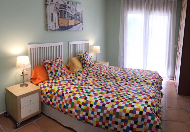 Villa in Tordera - Vivalidays Villa Kiros