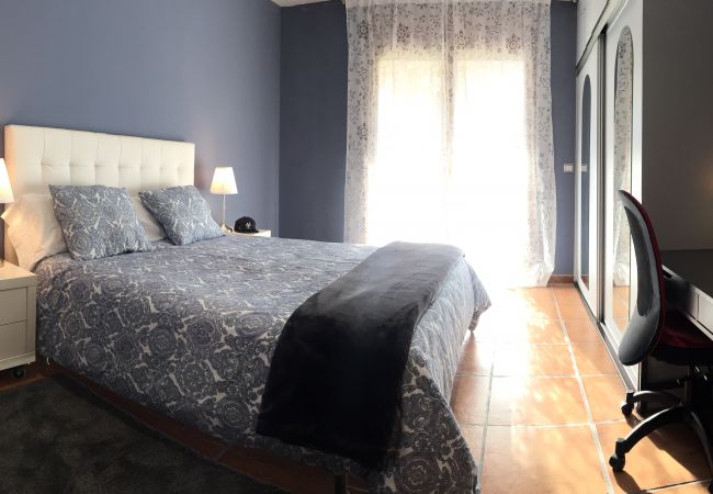Villa in Tordera - Vivalidays Villa Kiros