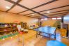 Villa in Tordera - Vivalidays Villa Kiros