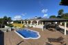 Villa in Tordera - Vivalidays Villa Kiros