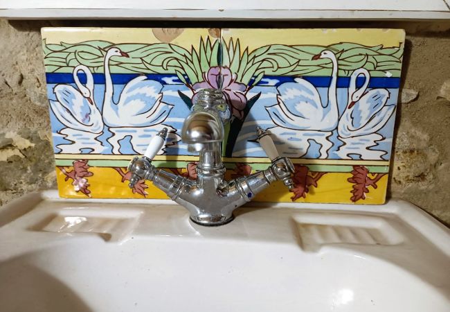 Cottage in Mieres - Vivalidays Casa Rural Anna   Mieres  Gerona Cottage in Mieres - Vivalidays Casa Rural Anna   Mieres  Gerona