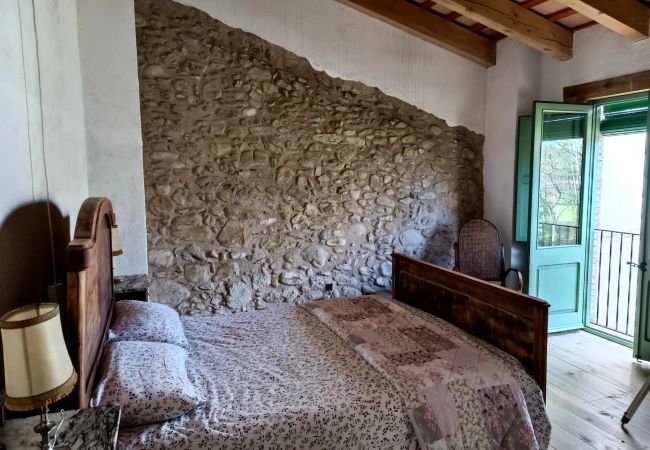 Cottage in Mieres - Vivalidays Casa Rural Anna   Mieres  Gerona Cottage in Mieres - Vivalidays Casa Rural Anna   Mieres  Gerona