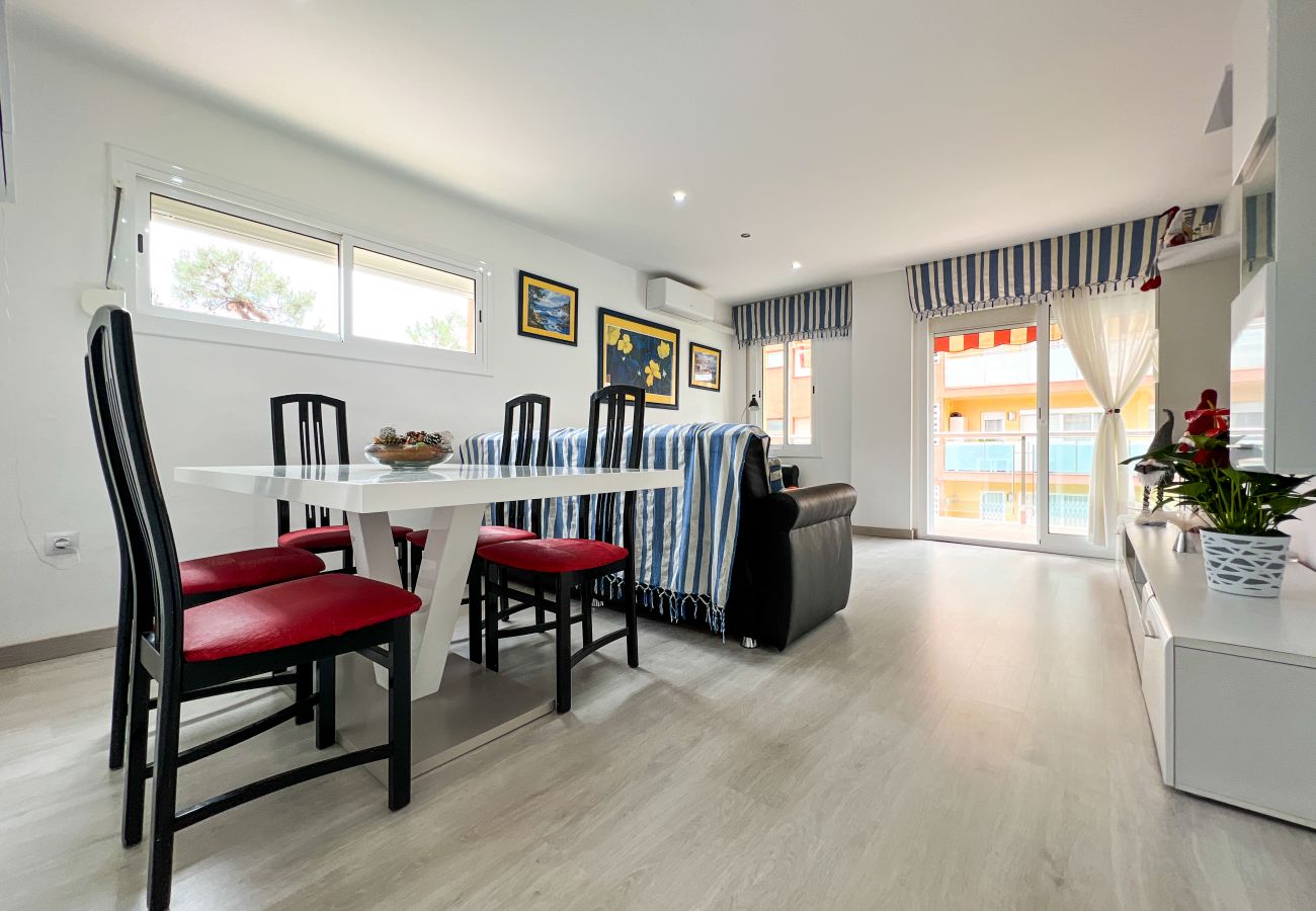 Apartment in Santa Susana - Vivalidays Lora - Santa Susanna Apartment in Santa Susana - Vivalidays Lora - Santa Susanna