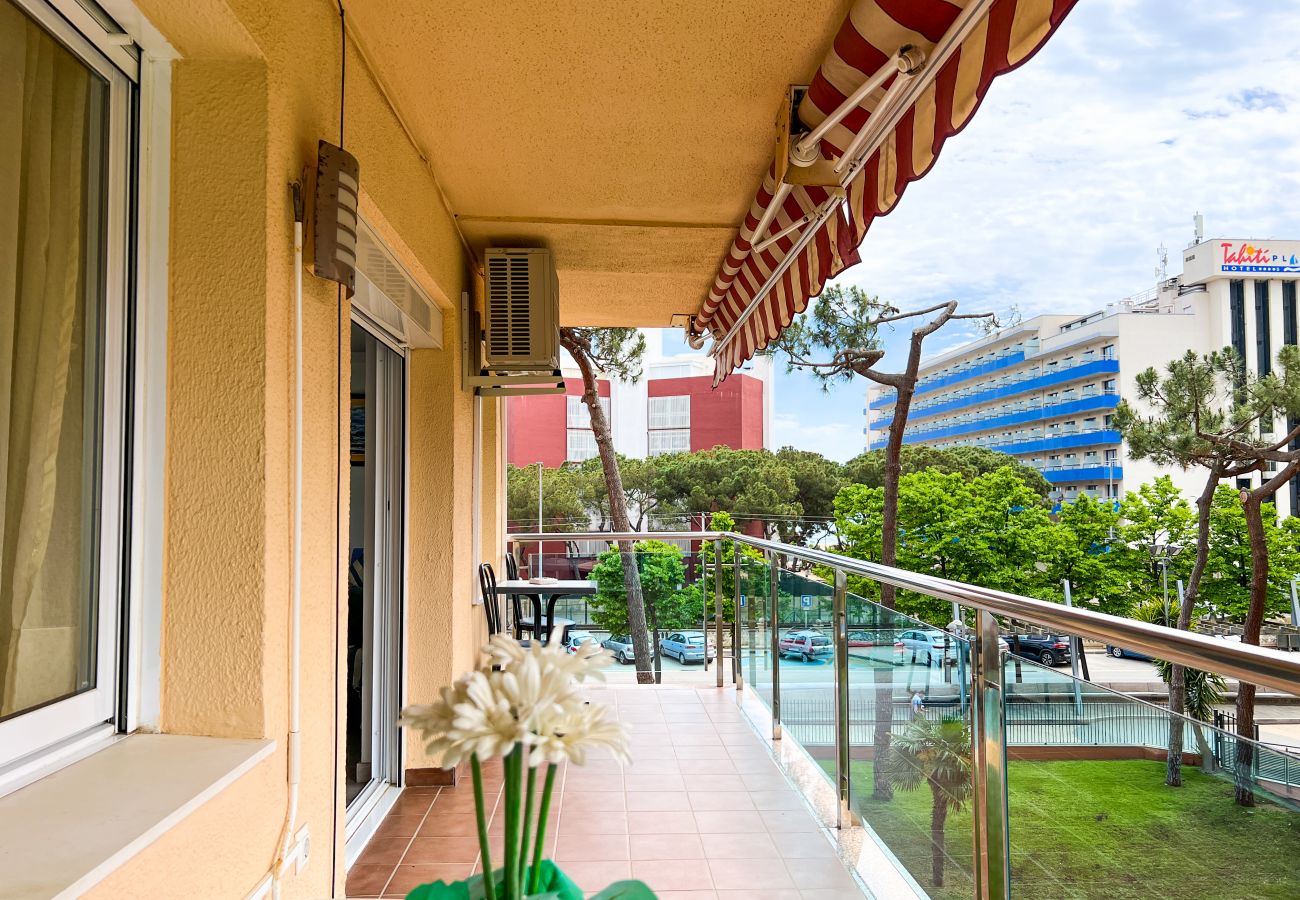 Apartment in Santa Susana - Vivalidays Lora - Santa Susanna Apartment in Santa Susana - Vivalidays Lora - Santa Susanna