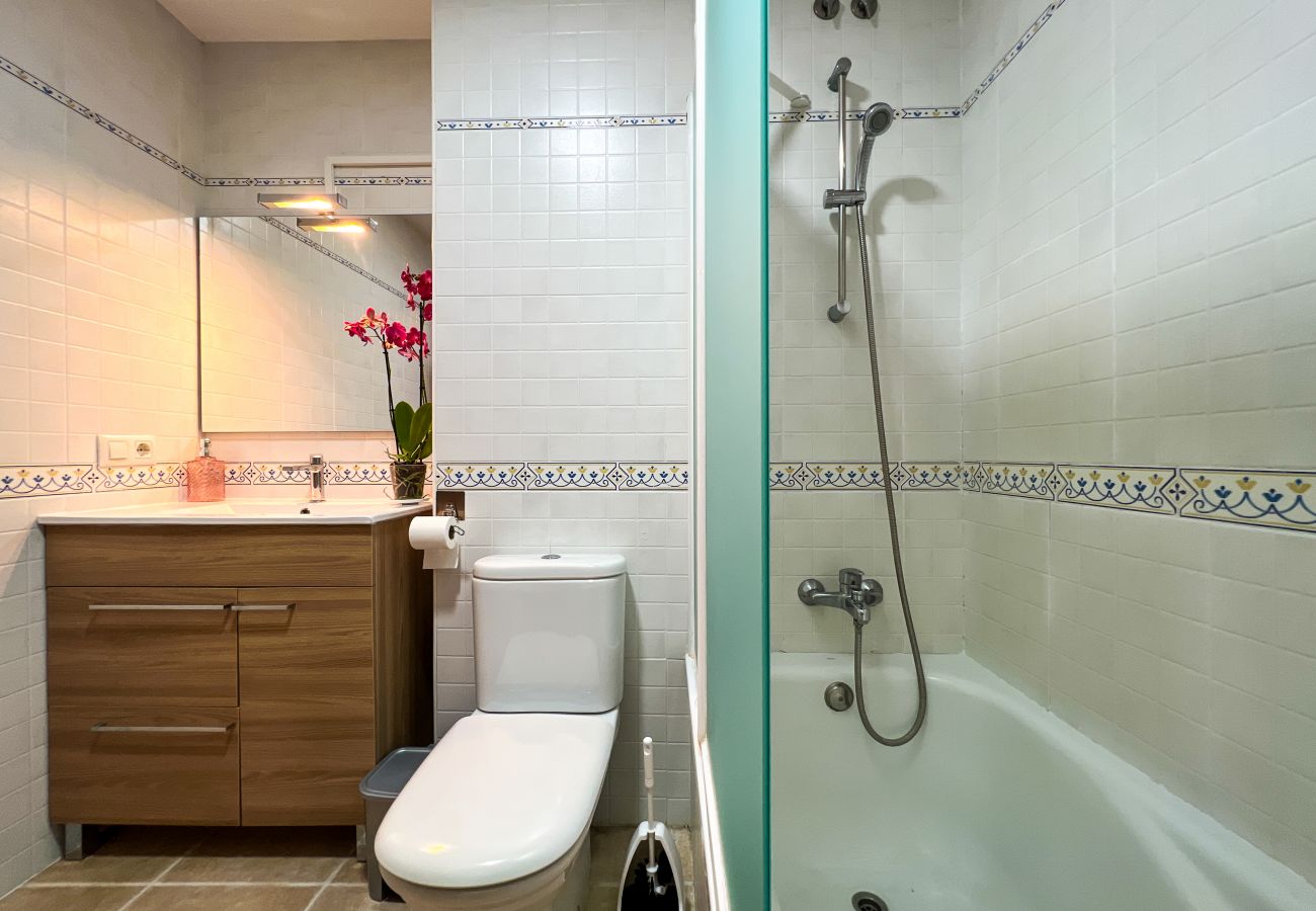 Apartment in Blanes - Vivalidays Montserrat - Blanes Apartment in Blanes - Vivalidays Montserrat - Blanes