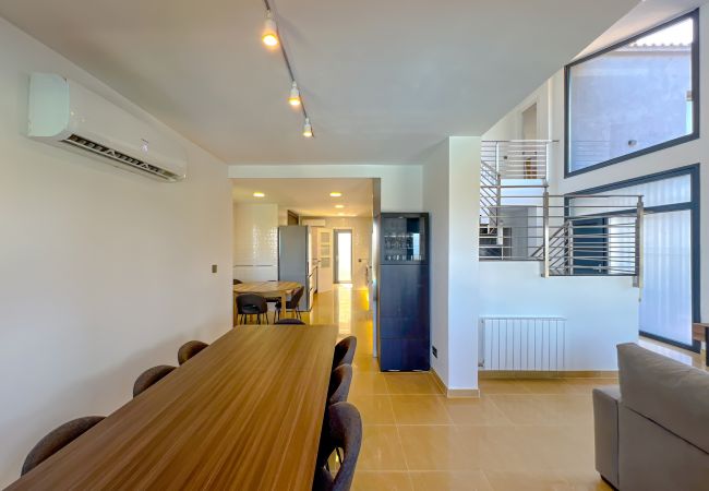 Villa in maçanet de la selva - Vivalidays Dali - Costa Brava Villa in maçanet de la selva - Vivalidays Dali - Costa Brava