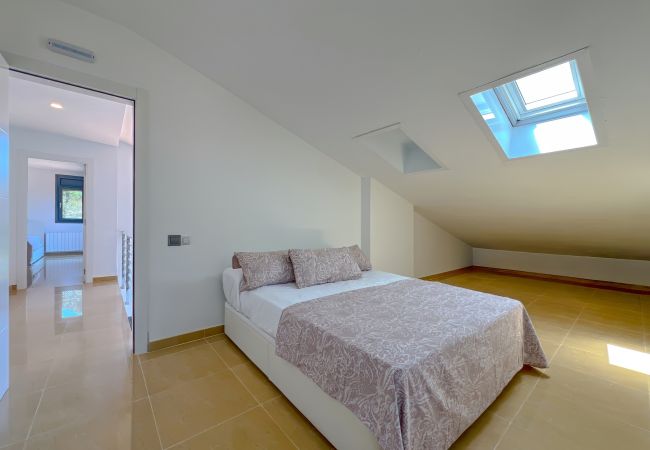 Villa in maçanet de la selva - Vivalidays Dali - Costa Brava Villa in maçanet de la selva - Vivalidays Dali - Costa Brava