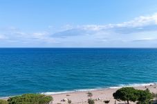 Apartment in Pineda de Mar - Vivalidays Andrea - Pineda de Mar