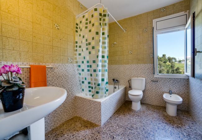 Maison à Palafolls - Vivalidays Villa Genis Maison à Palafolls - Vivalidays Villa Genis