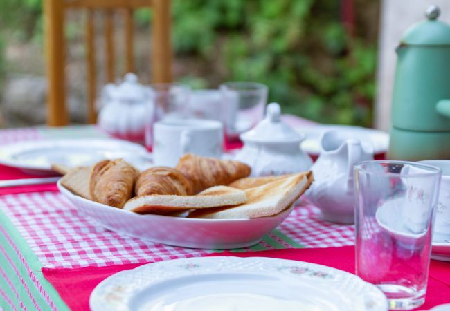 Villa a Santa Susana / Santa Susanna - Vivalidays Can Rabassa - Sta Susanna - Temporal  Villa a Santa Susana / Santa Susanna - Vivalidays Can Rabassa - Sta Susanna - Temporal
