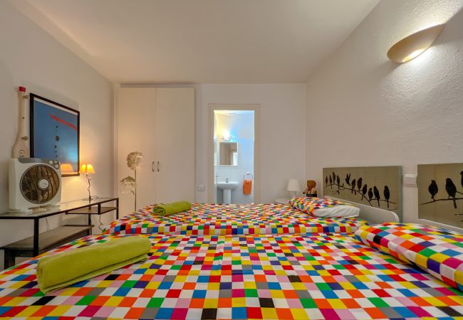 Appartamento a Lloret de Mar - Vivalidays Garbi - LLoret de Mar centro Appartamento a Lloret de Mar - Vivalidays Garbi - LLoret de Mar centro