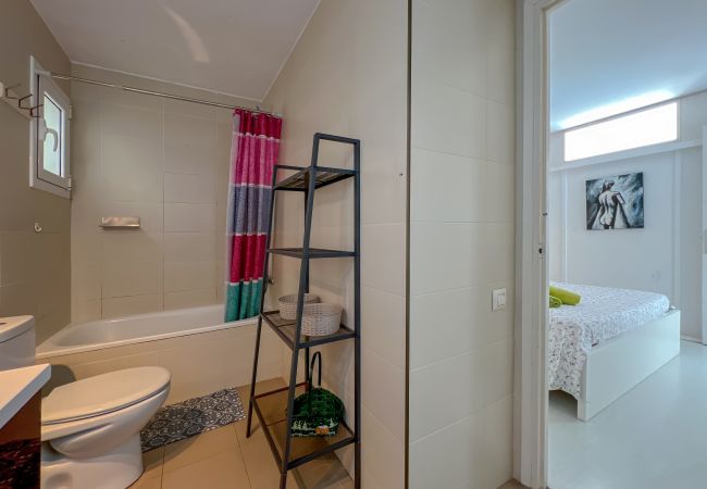 Appartamento a Lloret de Mar - Vivalidays Garbi - LLoret de Mar centro Appartamento a Lloret de Mar - Vivalidays Garbi - LLoret de Mar centro